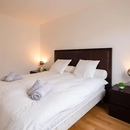Luxury Flat Arc De Triomphe 4 Guests * Paris