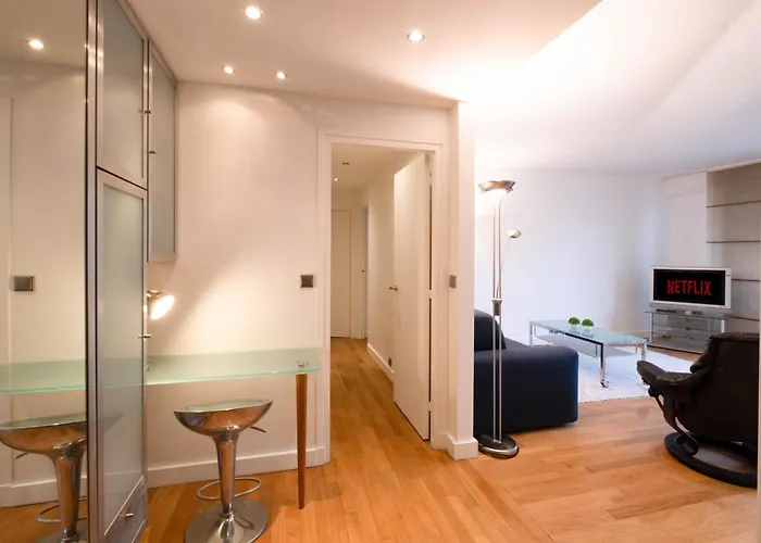 아파트 Luxury Flat Arc De Triomphe 4 Guests 파리