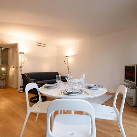 Apartament Luxury Flat Arc De Triomphe 4 Guests *